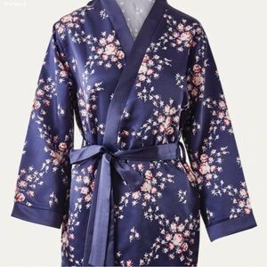 🩵NWT🩵 SATIN KIMONO ROBE ~ NAVY FLORAL ~ WOMENS ~ SIZE L/XL